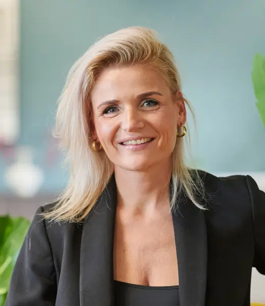 Wendie Roelofs Bij Jan Meubelverhuur